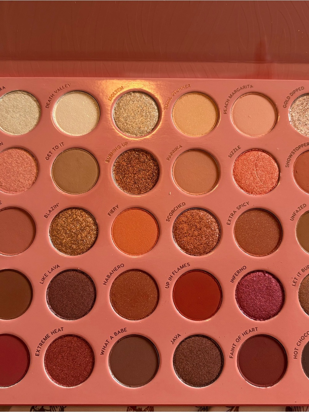 Colourpop Smokin Hot Eyeshadow Pallet